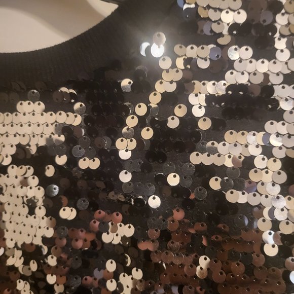 Top - Picture 3 of 3